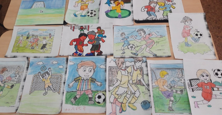Конкурс рисунков на тему &quot;Я люблю футбол&quot;.